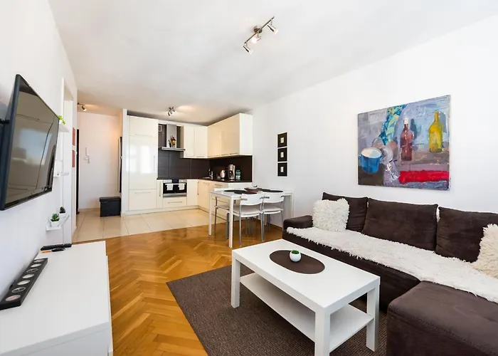 Zelazna Sky Nest Lejlighed Warszawa