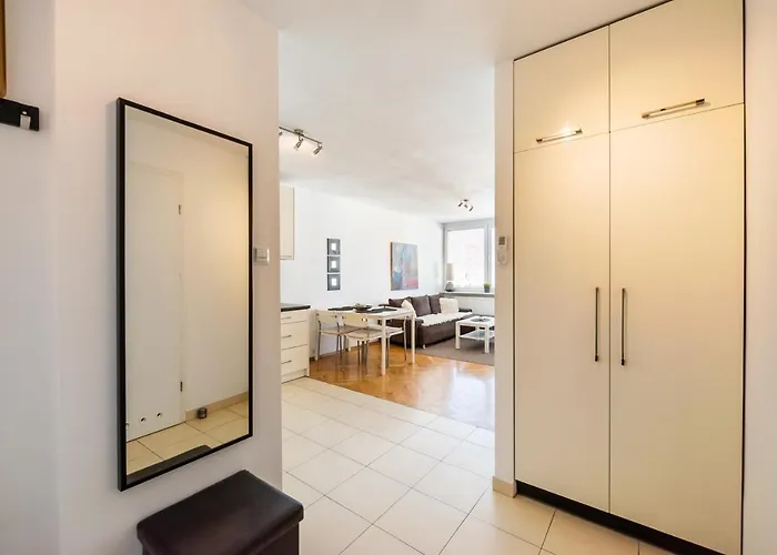 Zelazna Sky Nest Warszawa