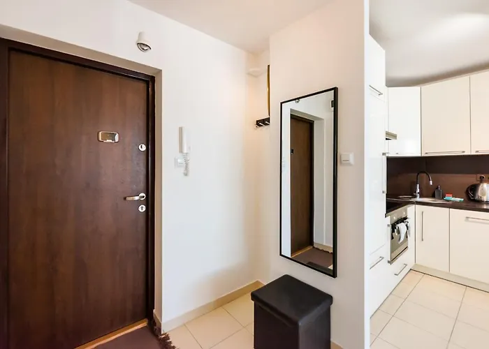 Zelazna Sky Nest Warszawa